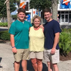 Meet your Posher, Melinda